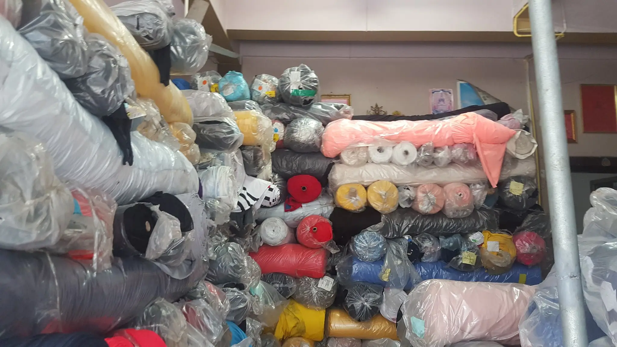 รับซื้อผ้าสต๊อก